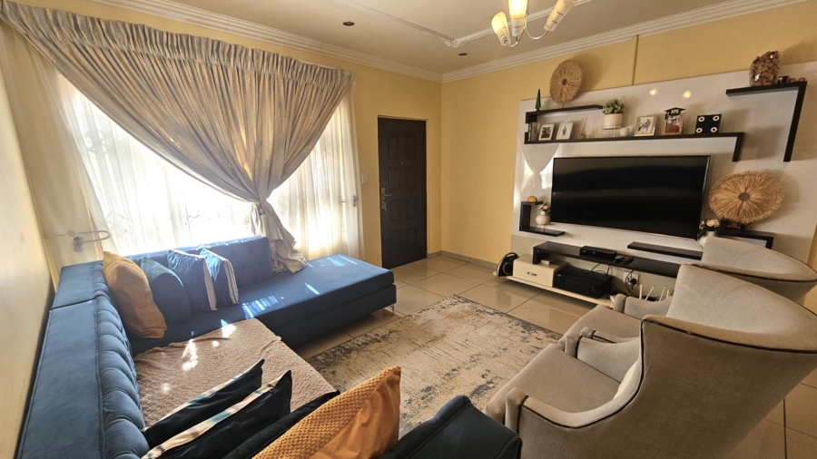 3 Bedroom Property for Sale in Melodie North West
